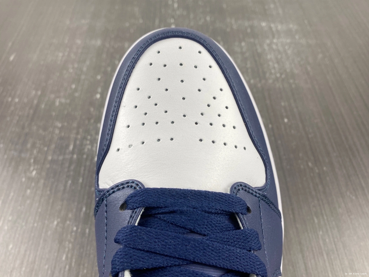 SE Jordan 852542-104 - USA 1 Mid 1105